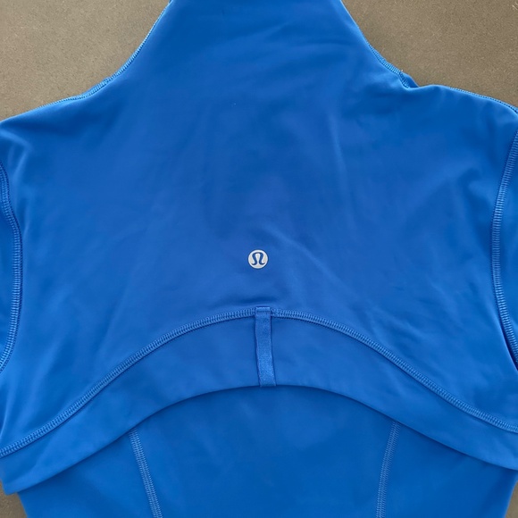 Lululemon Define Jacket in Blue - Picture 7 of 10